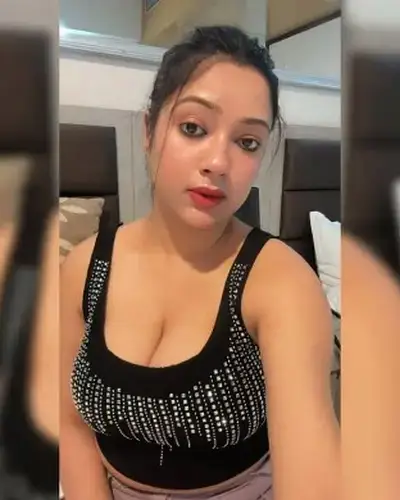 Call Girls Service Malvan