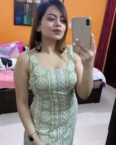 Call Girl in Malvan